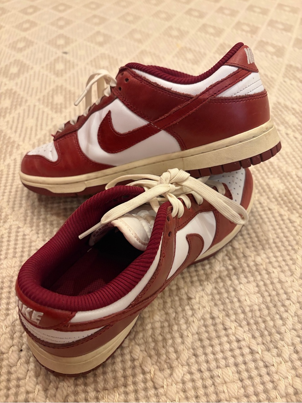 Nike Wmns Dunk Low Premium 'Vintage Red'